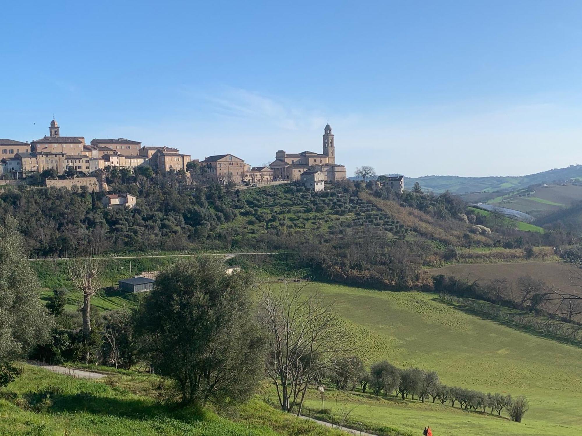 Gastronomic B&B Carlocarla Monte San Pietrangeli ภายนอก รูปภาพ